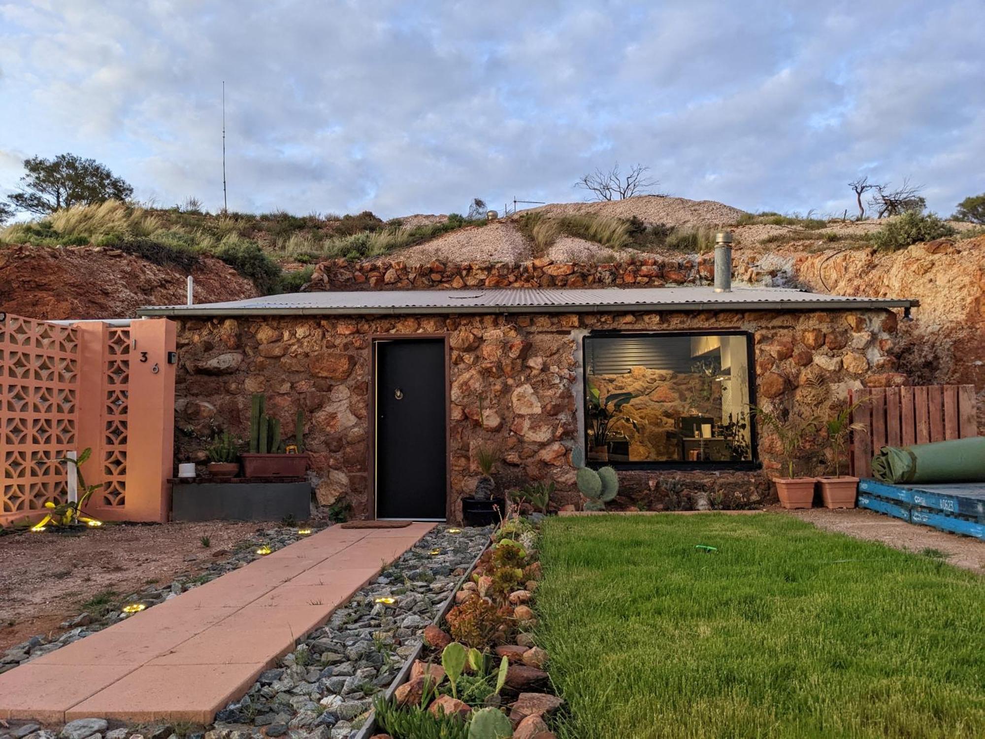 White Cliffs Accommodation -Daybreak Dugout - Unique Cave House Luaran gambar